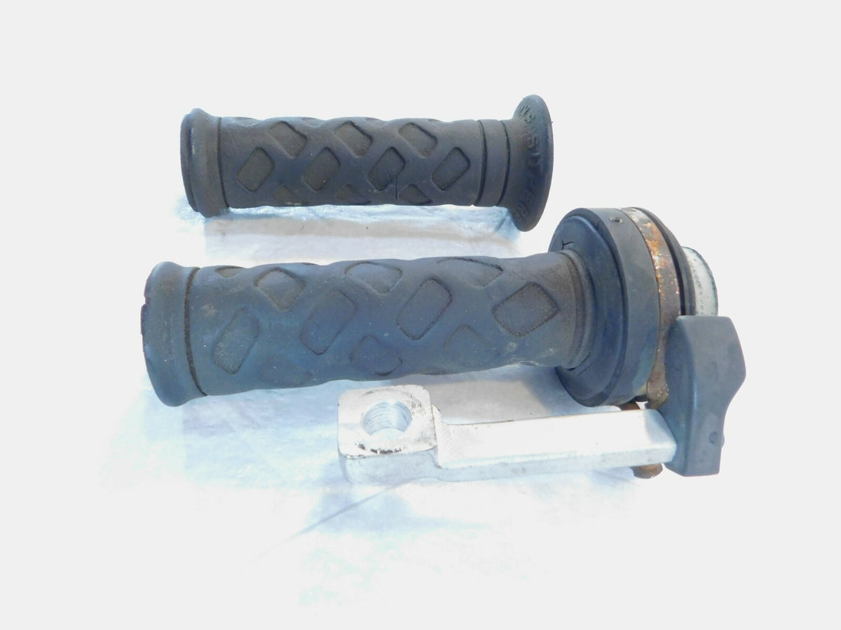 Kawasaki Ninja ZX6R ZX600 ZX-9R ZX11 ZZR600 Left/Right Handlebar Throttle Grips - C3 Cycle