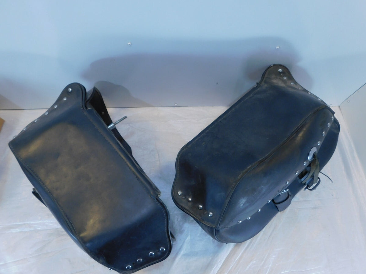 2006 Kawasaki Vulcan 1600 VN1600 Classic Left/Right Rear Luggage Saddlebag Bags - C3 Cycle