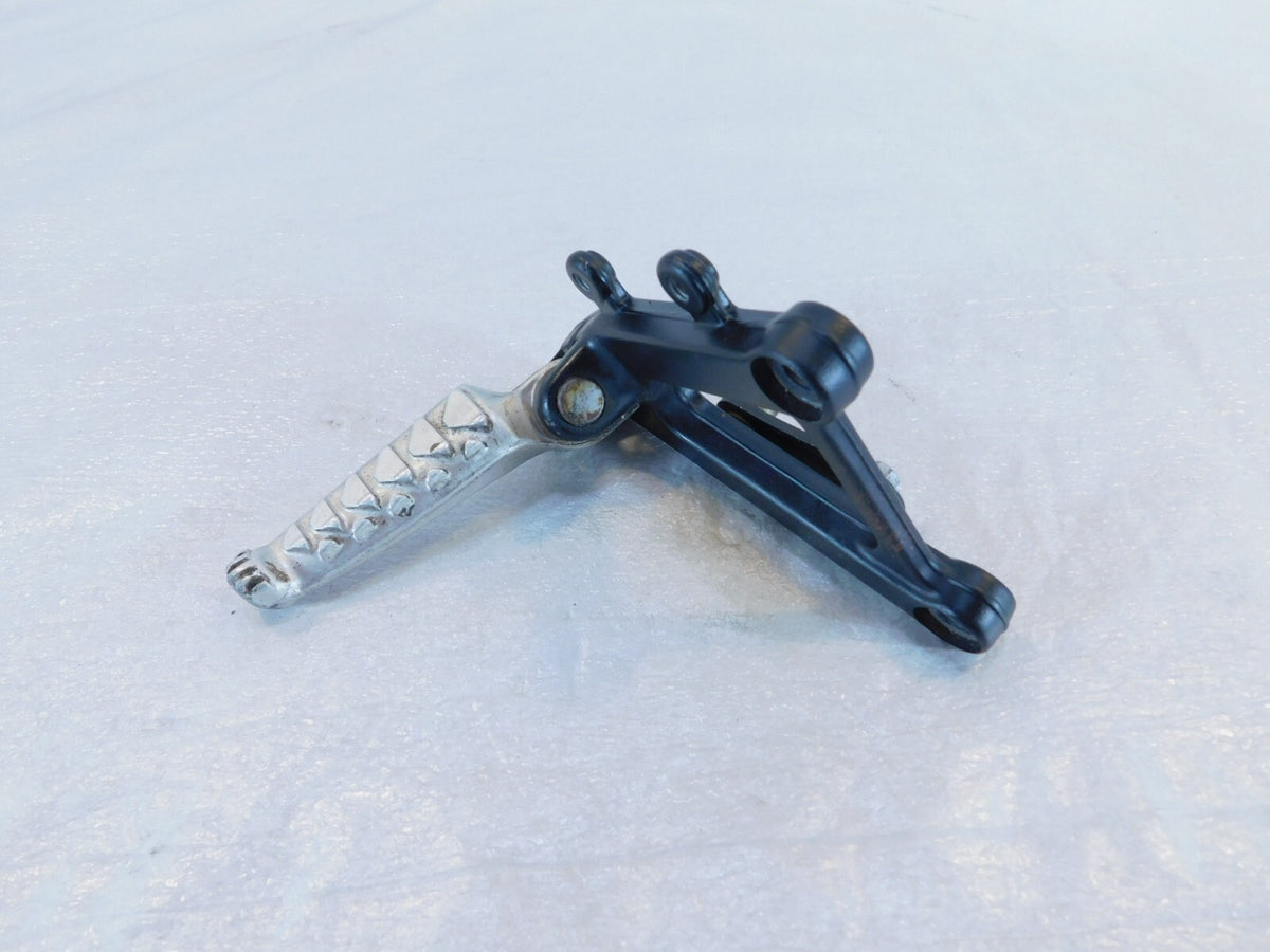 Aprilia RSV 1000 Mille & Tuono Right Front Footrest Foot Peg & Bracket Mount - C3 Cycle