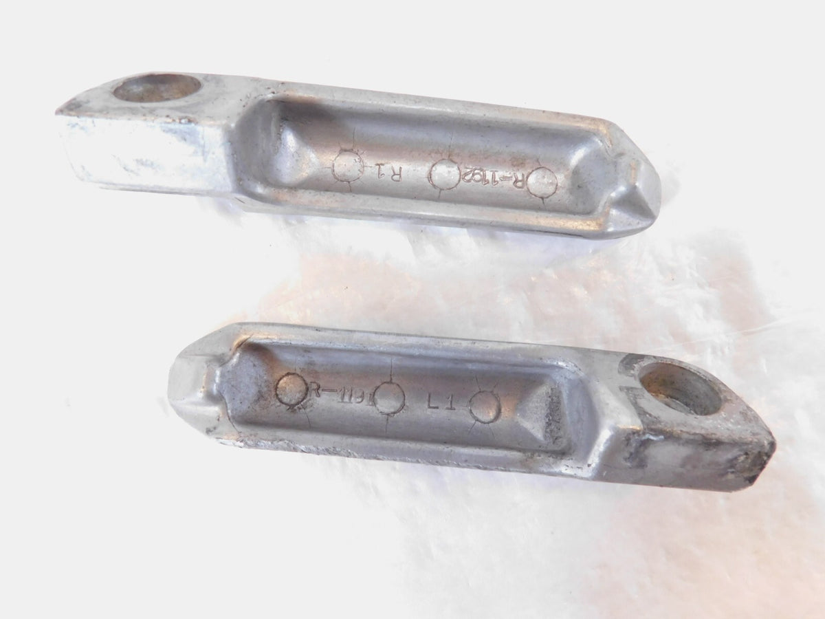 Kawasaki Ninja 250R 300 600R ZX-7R ZX750 ZX11 Rear Passenger Foot Peg Footrests - C3 Cycle