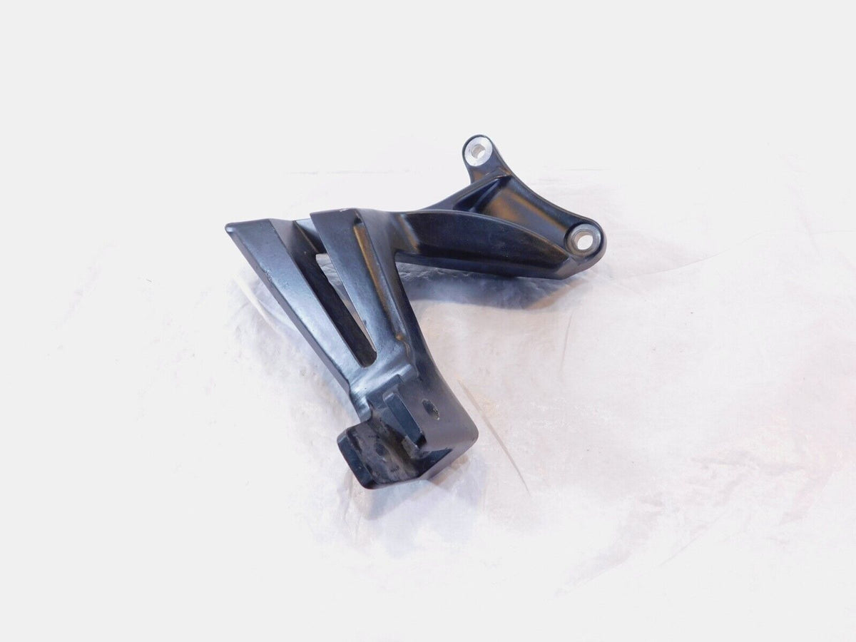 2013-2017 13-17 Victory Judge Rear Left Passenger Footpeg Footrest Mount Bracket - C3 Cycle