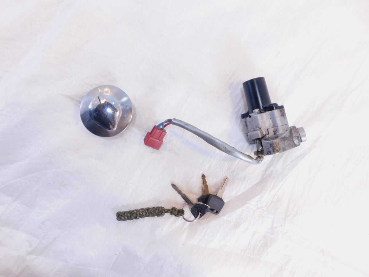 Yamaha V-Star 650 XVS650 & 1100 Ignition Switch Steering Lock Gas Cap Set & Key - C3 Cycle