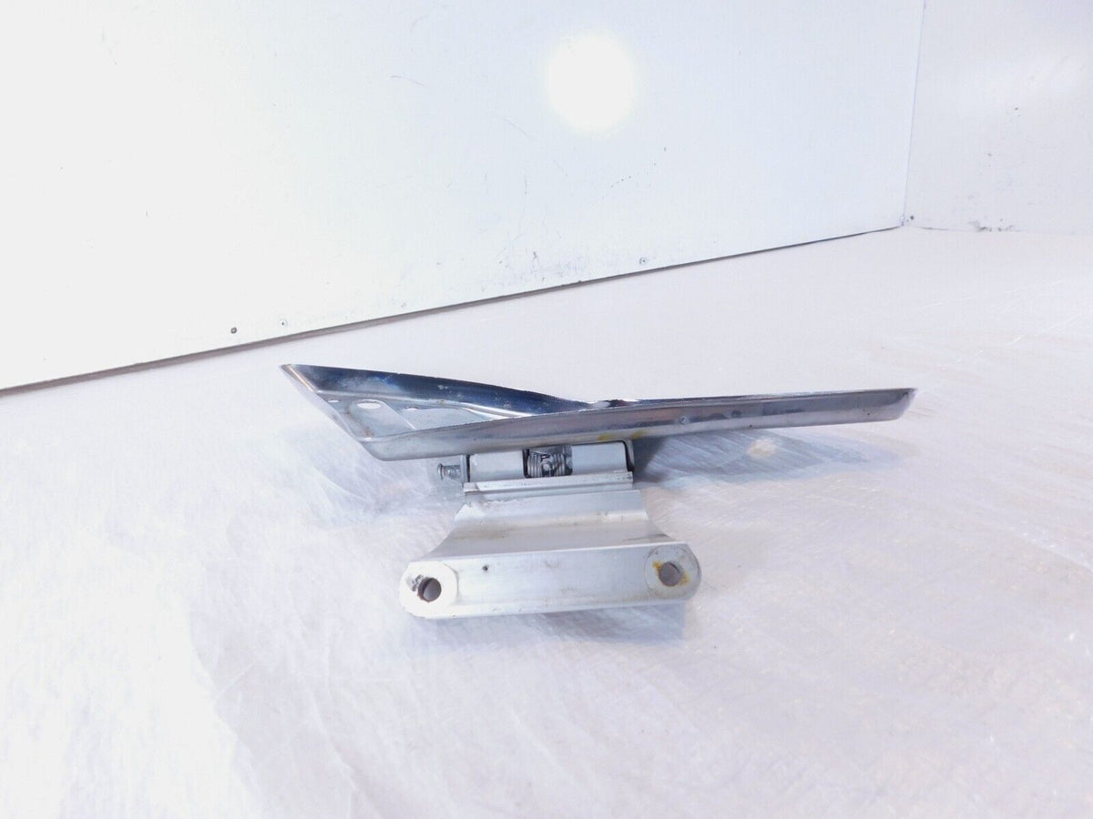 Victory Cross Roads Country & Vision Silver Right Floorboard Footboard & Bracket - C3 Cycle