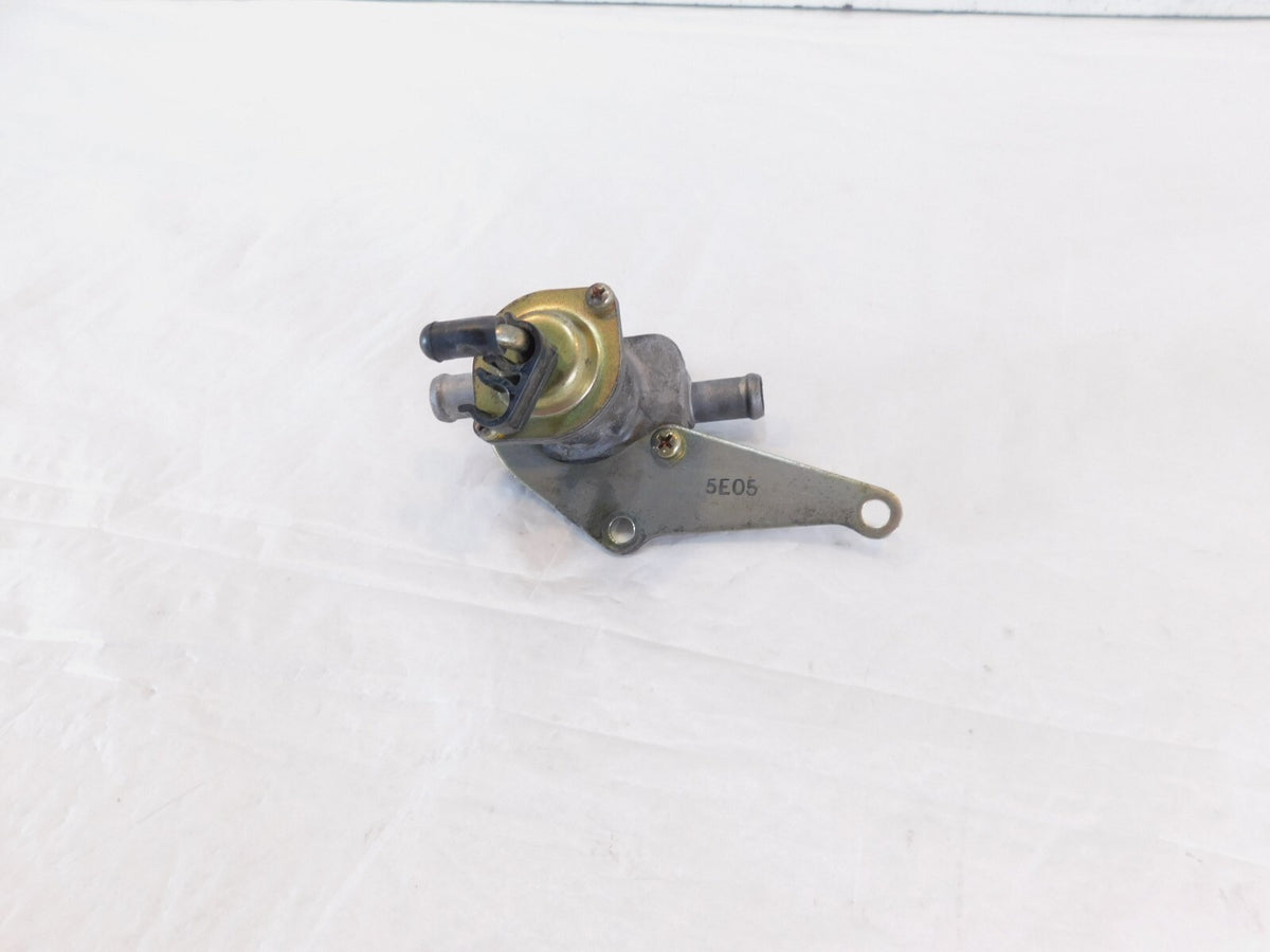 2005-2015 Yamaha Majesty 400 YP400 OEM 2nd Air Induction Valve Switch & Bracket - C3 Cycle