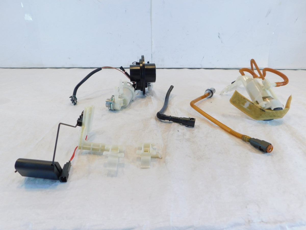 Harley Davidson Touring Road King Electra Glide Fuel Gas Petrol Tank Pump -Parts - C3 Cycle