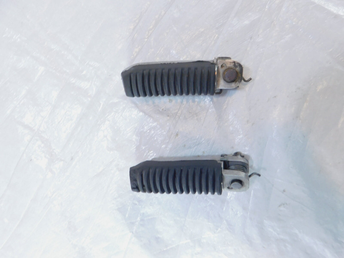 Suzuki RF600R & RF900R Rear Left Right Front Rider Footrest Footpegs Foot Pegs - C3 Cycle