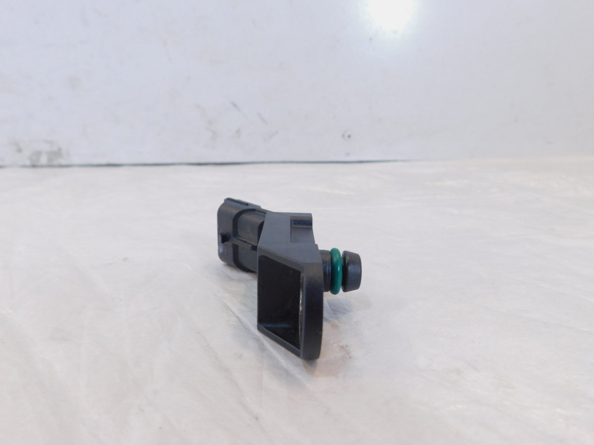 2008-2010 Buell 1125 1125R 1125CR & EBR 1190 Engine Air Pressure Sensor - Bosch - C3 Cycle