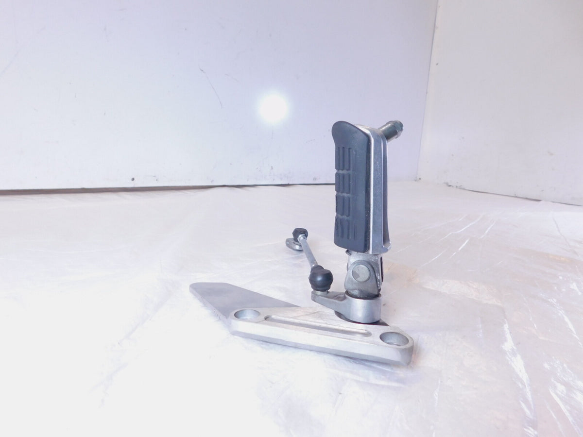 94-95 Honda CB1000 CB 1000 Front Left Footrest Peg w/ Mount & Gear Shift Pedal - C3 Cycle