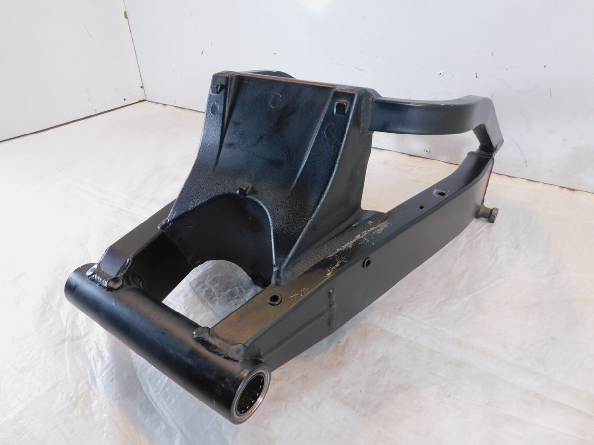 2004-05 Suzuki GSX-R600 GSXR600 GSX-R750 GSXR750 Rear Wheel Swingarm Swing Arm - C3 Cycle