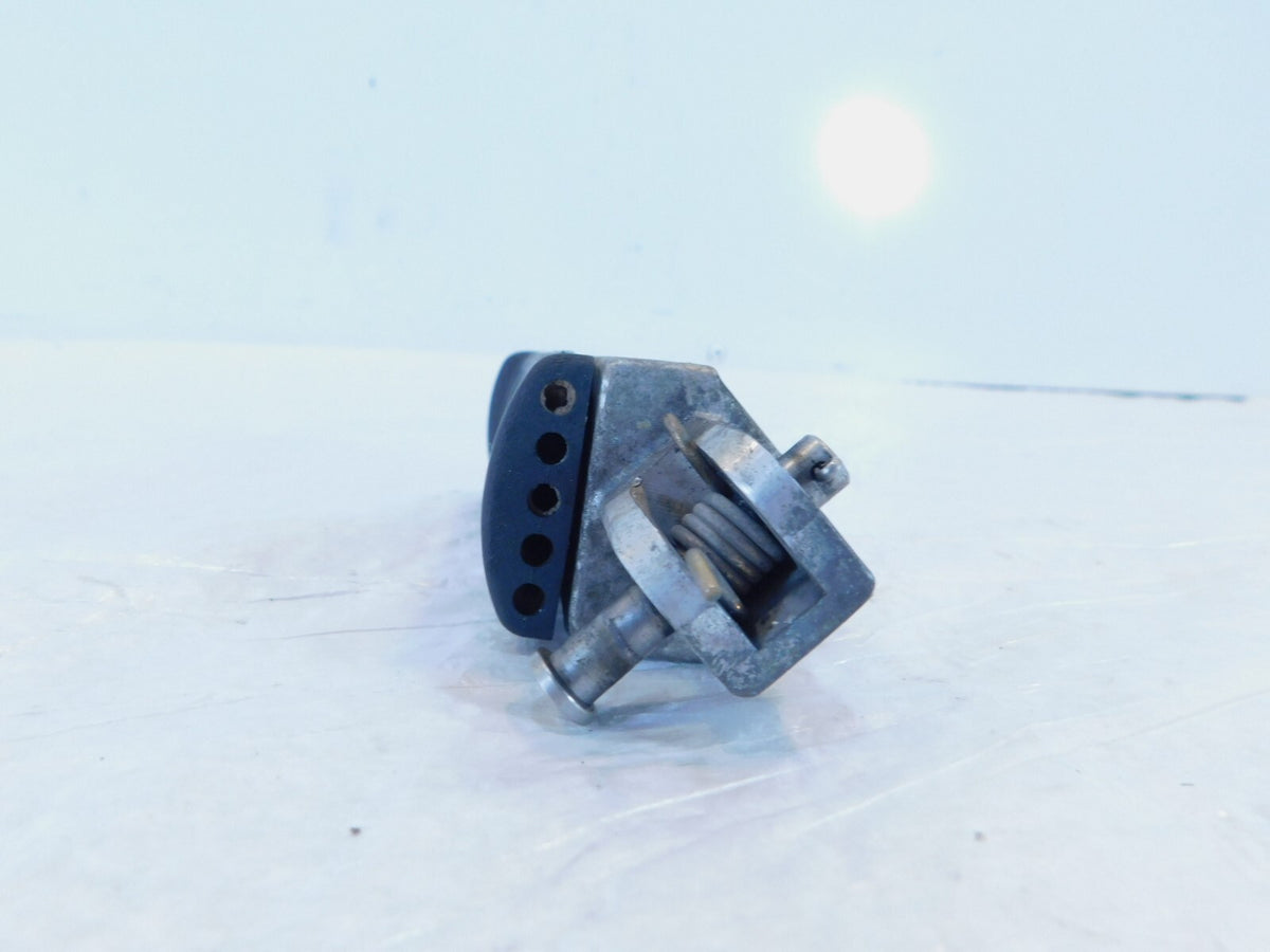 2000-2001 Victory V92 Sport Cruiser Front Right Footpeg Footrest Foot Peg Rest - C3 Cycle