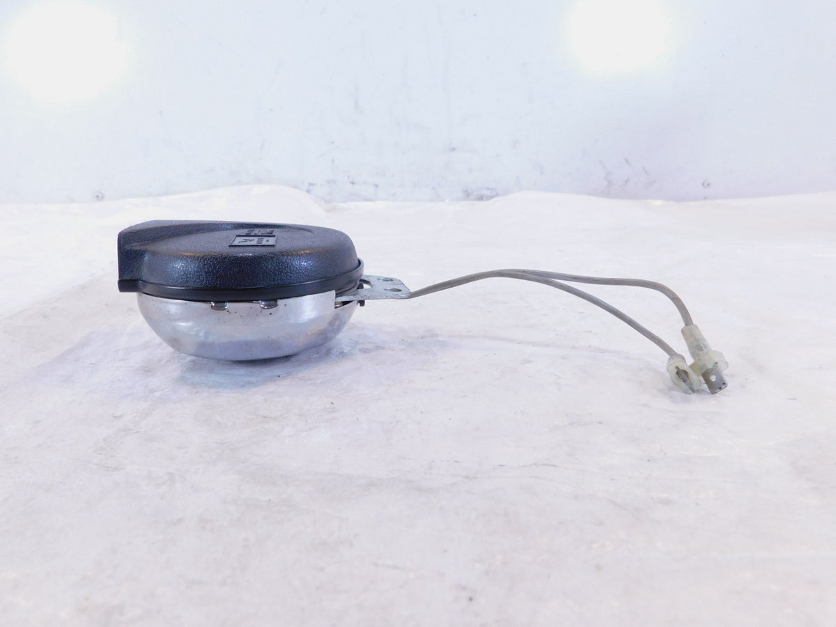 Triumph Trophy 900 & 1200 Daytona 750 & 1200 Chrome Indicator Horn w/ Bracket - C3 Cycle