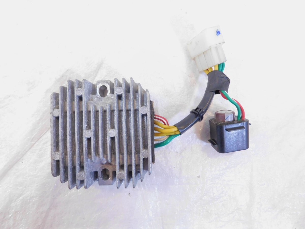Piaggio Vespa Primavera Sprint 50 125 150 Electrical Spacer Cable Guide - C3 Cycle