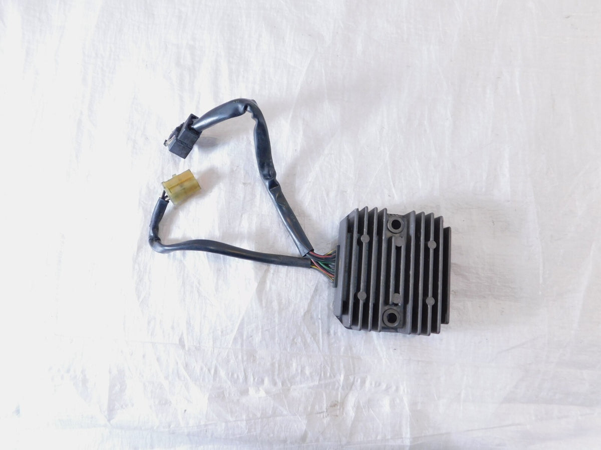 Honda VT600 VT600C VT600CD Shadow 600 VLX Deluxe Voltage Regulator Rectifier - C3 Cycle