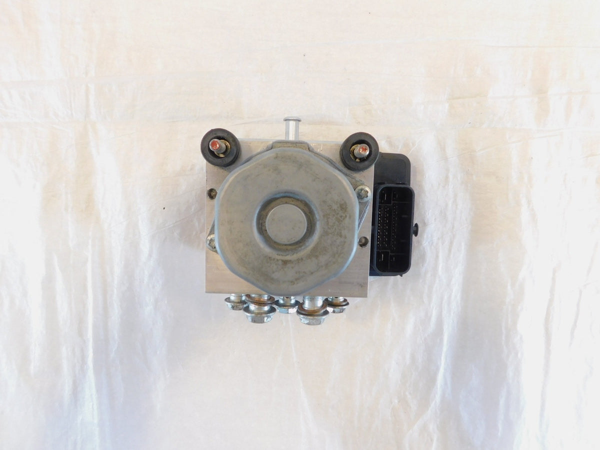 Harley Davidson M8 Electra & Street Glide Brake Pump ABS Control Unit Module - C3 Cycle