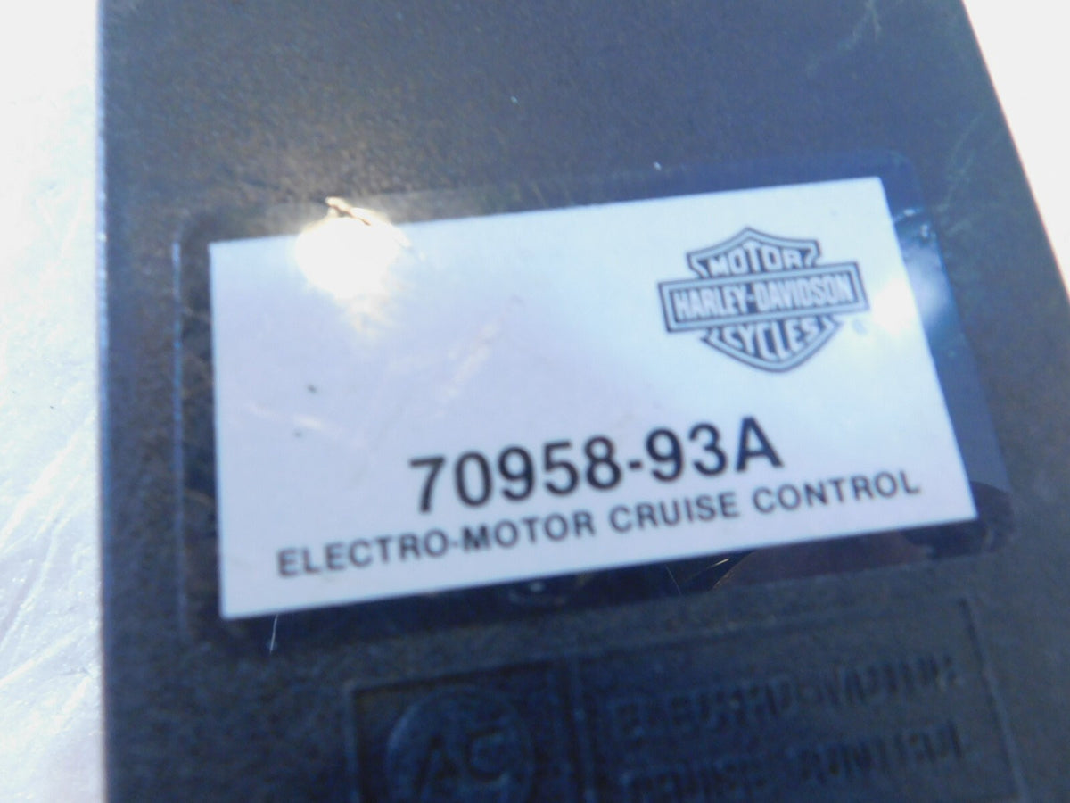 1993 & 1994 Harley Davidson Electra Glide Tour Glide Cruise Control Module