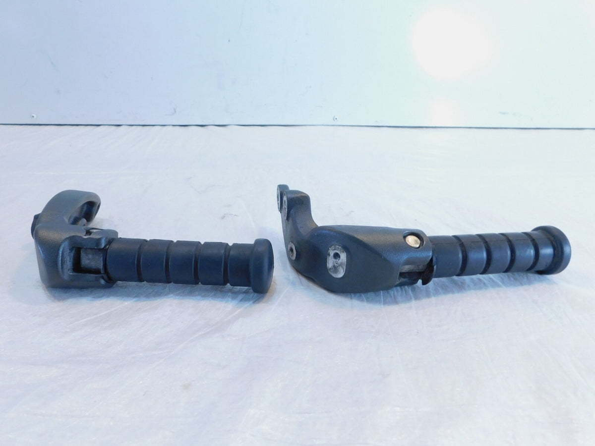 2018-2022 Indian Scout 1200 Black Rear Left/Right Passenger Foot Pegs w/ Mounts - C3 Cycle