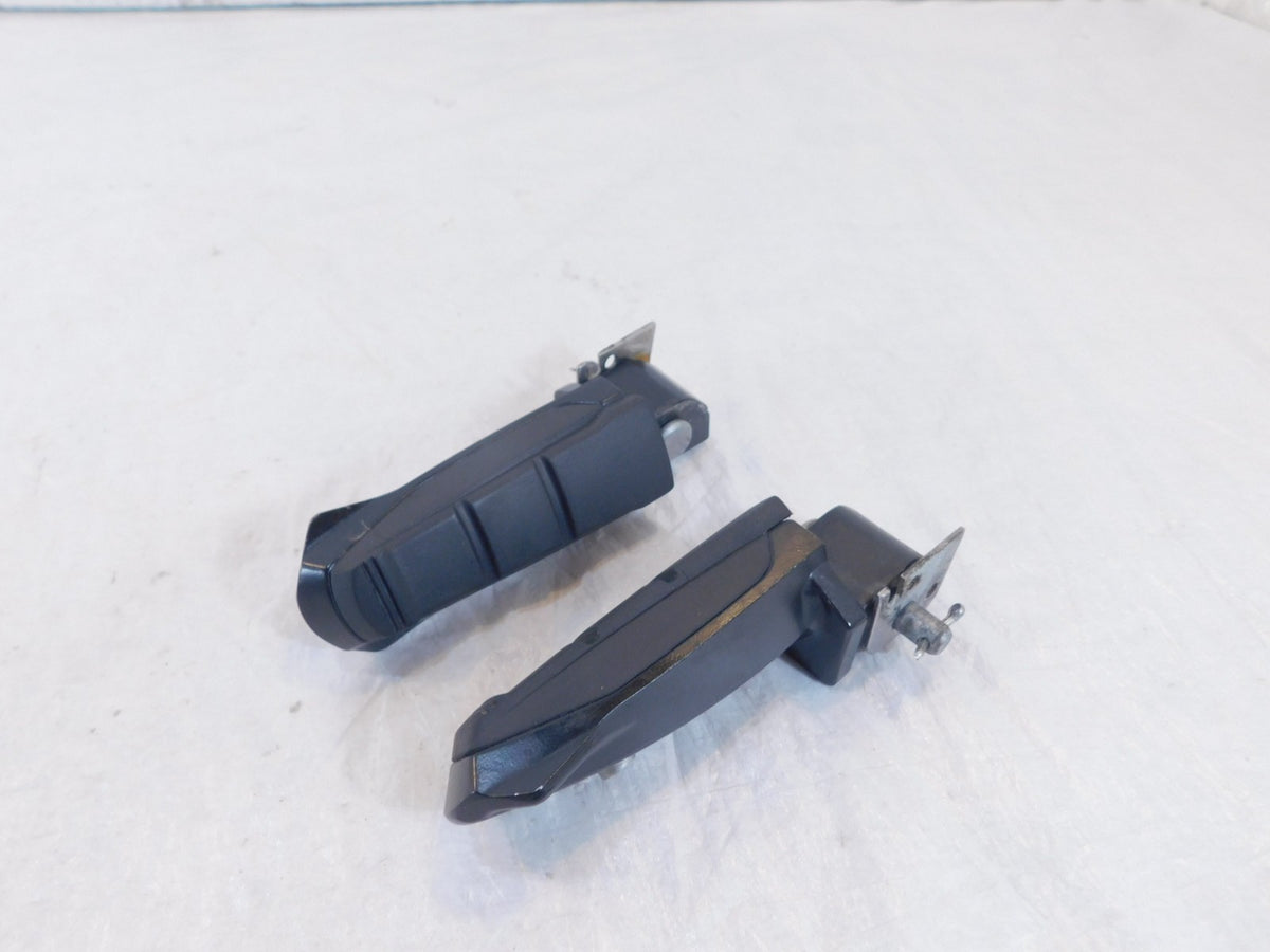 2001 2002 2003 2004 2005 BMW F650CS Left/Right Rear Passenger Footrest Foot Pegs - C3 Cycle
