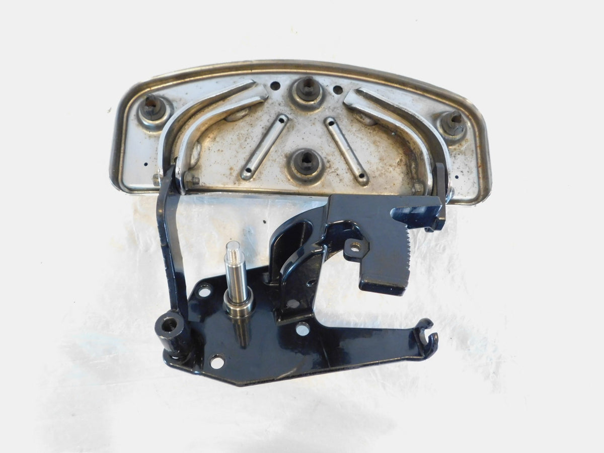 Harley Tri Glide Ultra & Freewheeler Trike Left Footboard Floorboard & Bracket - C3 Cycle