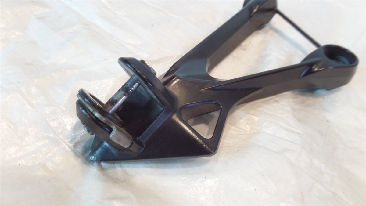 2007-2008 Kawasaki Ninja ZX-6R ZX600 Left Rear Footrest Foot Peg Bracket Mount - C3 Cycle