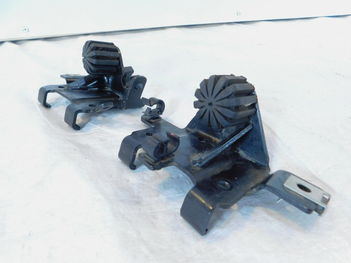 BMW R1200R R1200RS R1250R R1250RS Left/Right Gas Petrol Fuel Tank Mount Brackets - C3 Cycle
