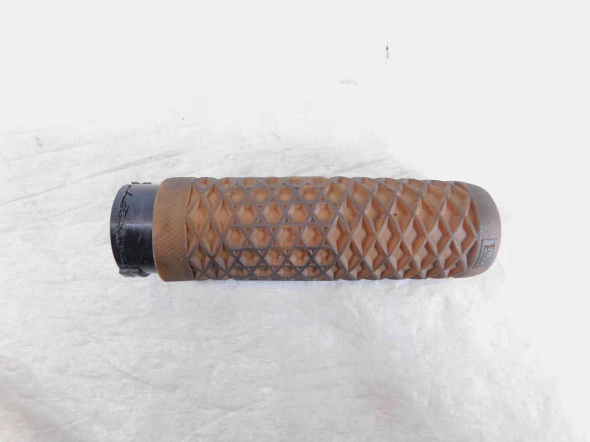 Harley Davidson Dyna Softail Sportster Rubber Handlebar Right Hand Throttle Grip - C3 Cycle