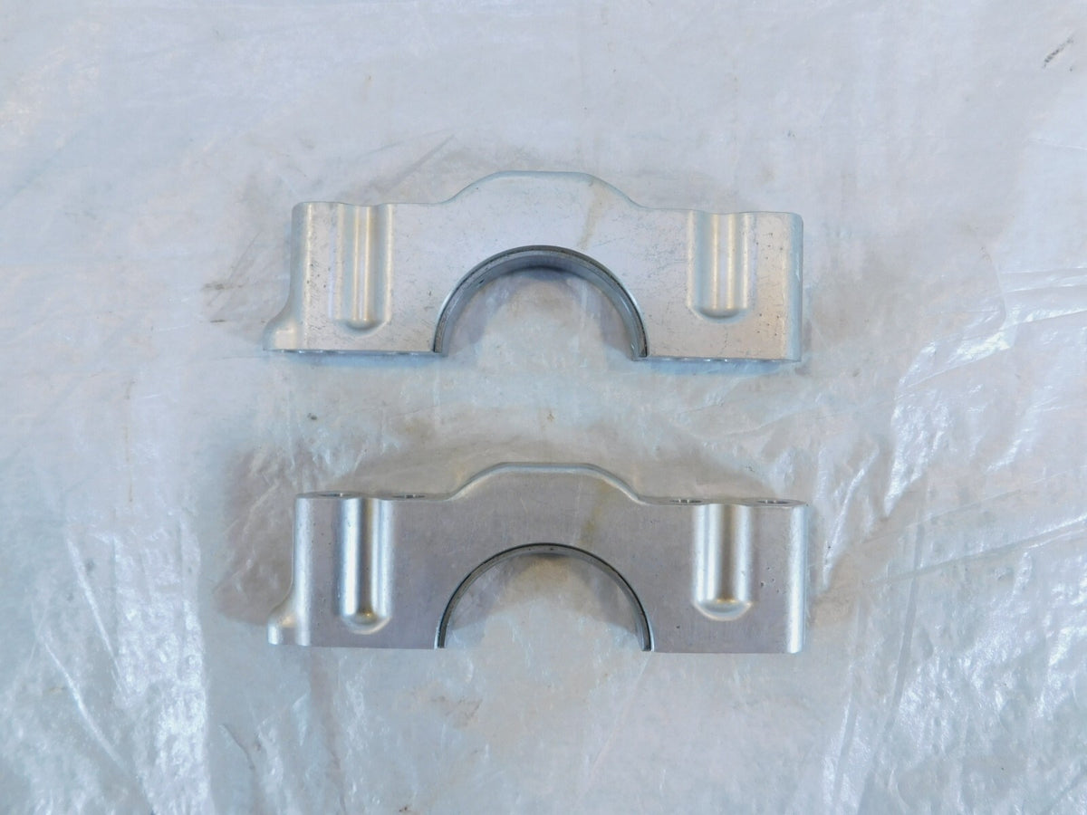 BMW F800GT F800R F800S F800ST Engine Motor Crankcase Crankshaft Holder Clamps - C3 Cycle
