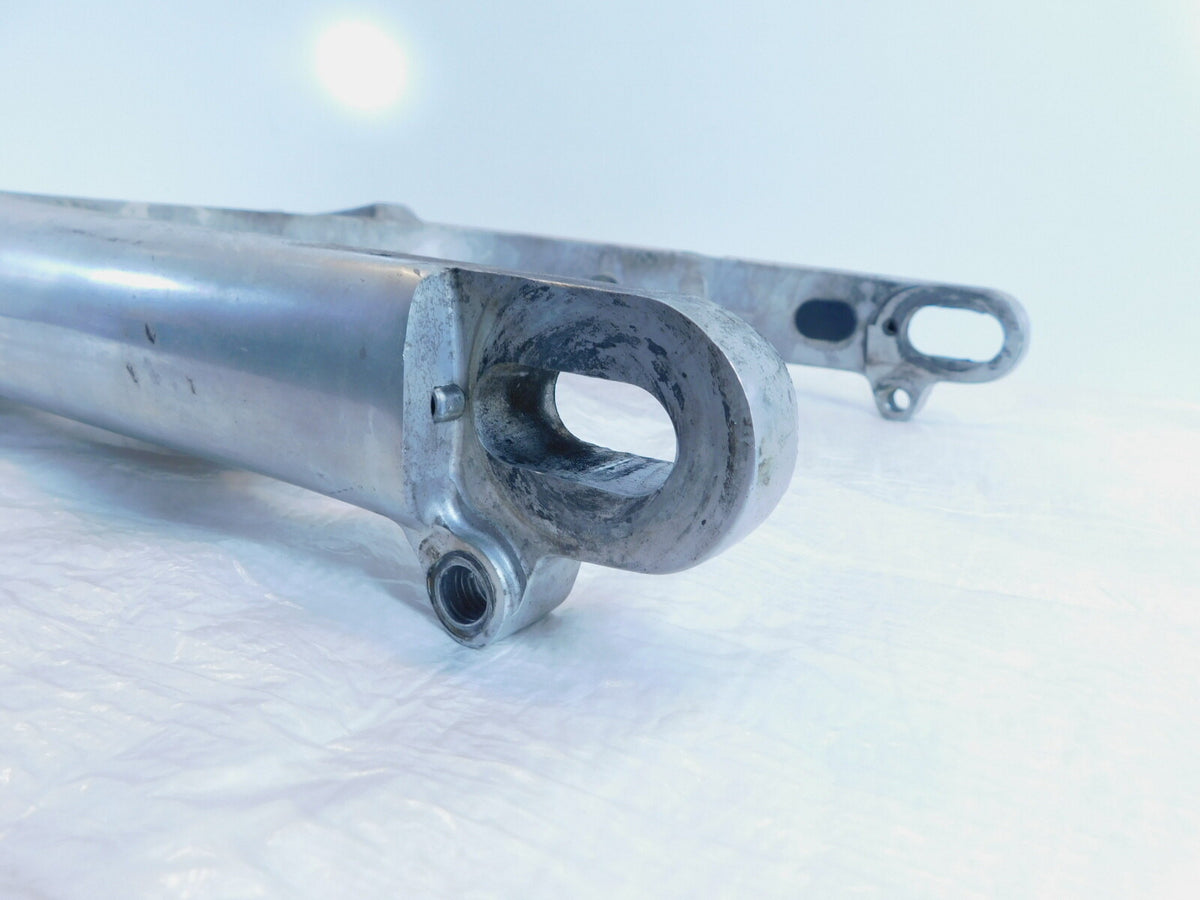 2002 2003 2004 Harley Davidson V-Rod VRSC Vrod Rear Wheel Fork Swingarm Bracket - C3 Cycle