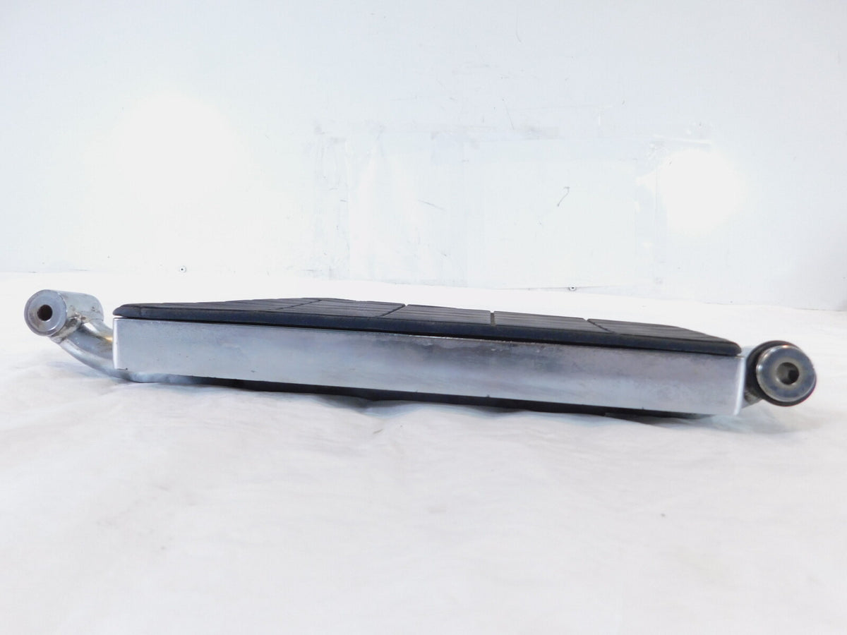 1988 88 Honda Goldwing 1500 GL1500 Front Right Side Driver Floorboard Footrest - C3 Cycle