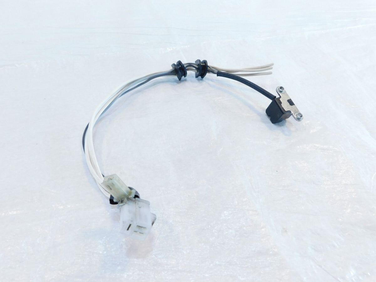 Yamaha V-Star XVS1100 Classic & Custom Ignition Pickup Sensor & Stator Coil Plug