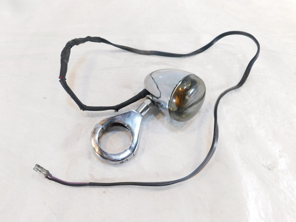 Harley Davidson Chrome Softail Dyna VRod Front Turn Signal Indicator w/ Bracket - C3 Cycle