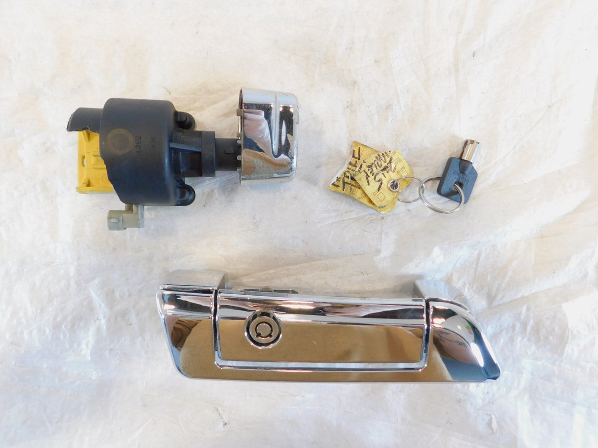 Harley Davidson Tri Glide Ultra Classic Freewheeler Trike Ignition Switch w/ Key - C3 Cycle