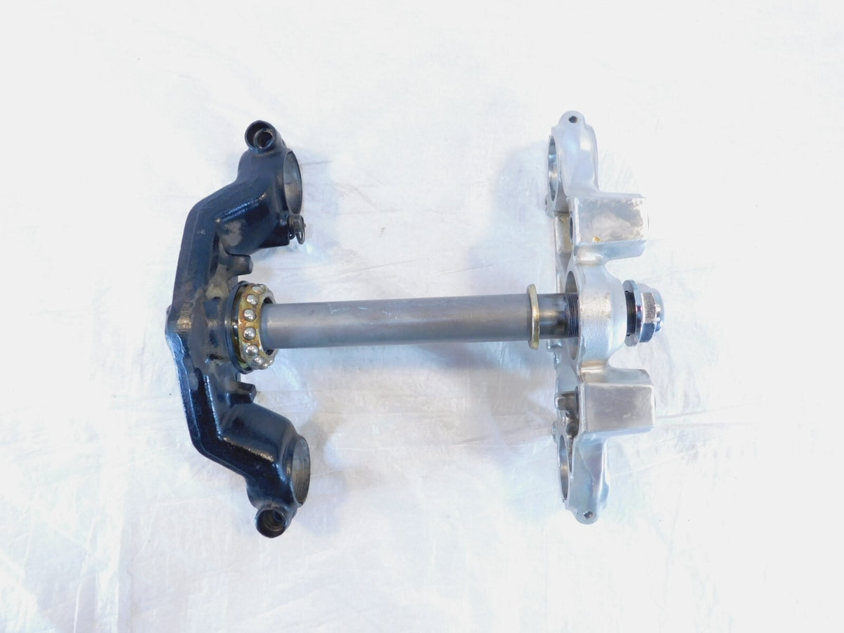 1985-1986 Honda VT1100C Shadow 1100 Upper Lower Front Fork Triple Tree Brackets - C3 Cycle