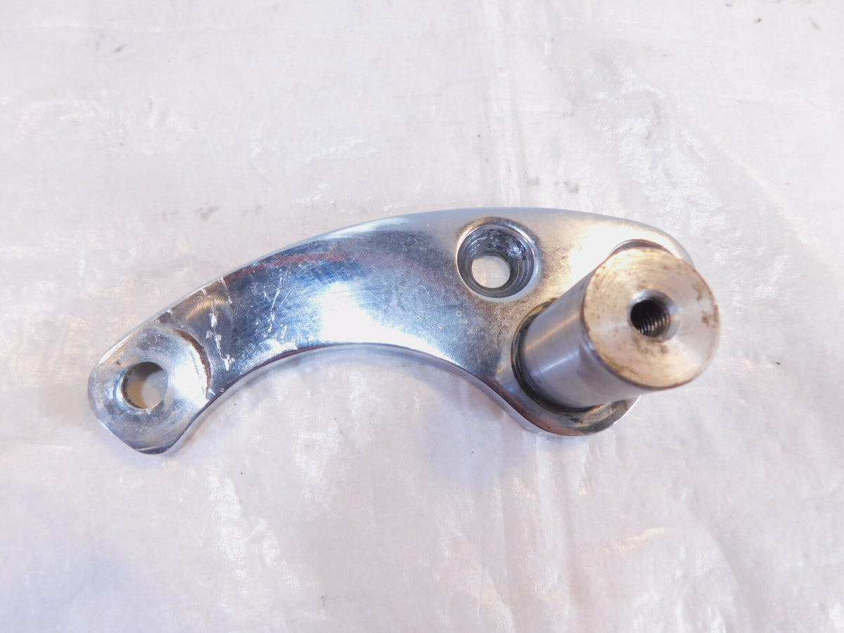 1993-2002 Harley Davidson Dyna Wide Glide Right Forward Controls Mount Bracket - C3 Cycle