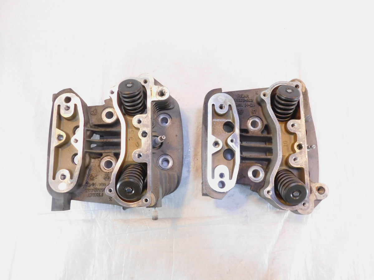 Harley Davidson Sportster 883 Engine Motor Cylinder Heads Springs & Valves - C3 Cycle