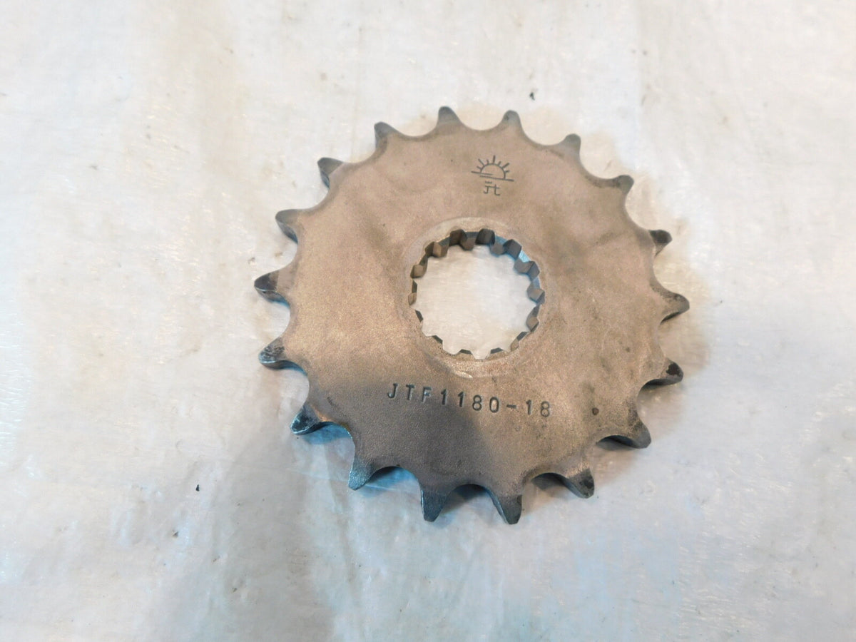 Triumph Speed Triple 1050 R S Trophy Front Engine Motor Drive Chain Sprocket 18T - C3 Cycle