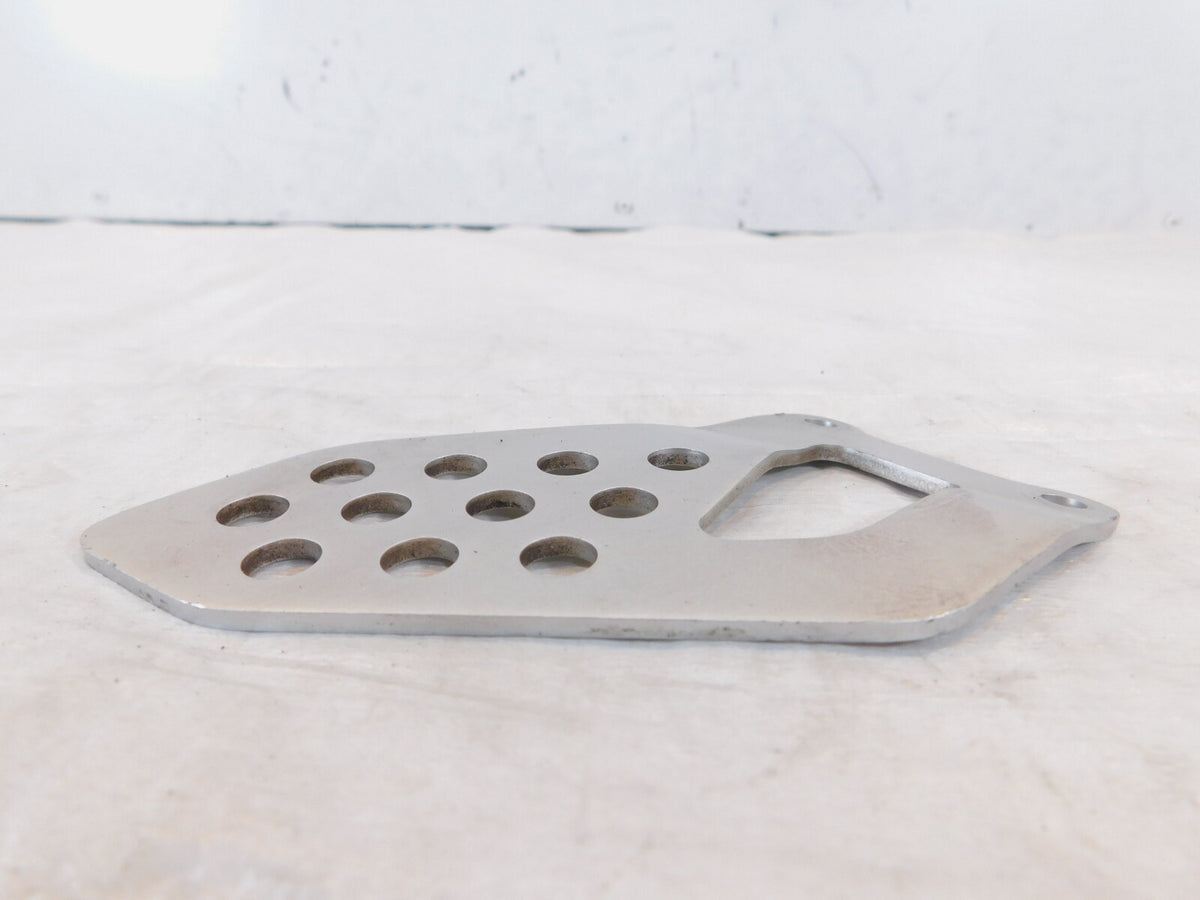 2004-05 Suzuki GSX-R600 GSXR600 GSX-R750 GSXR750 Front Left Footrest Guard Plate - C3 Cycle