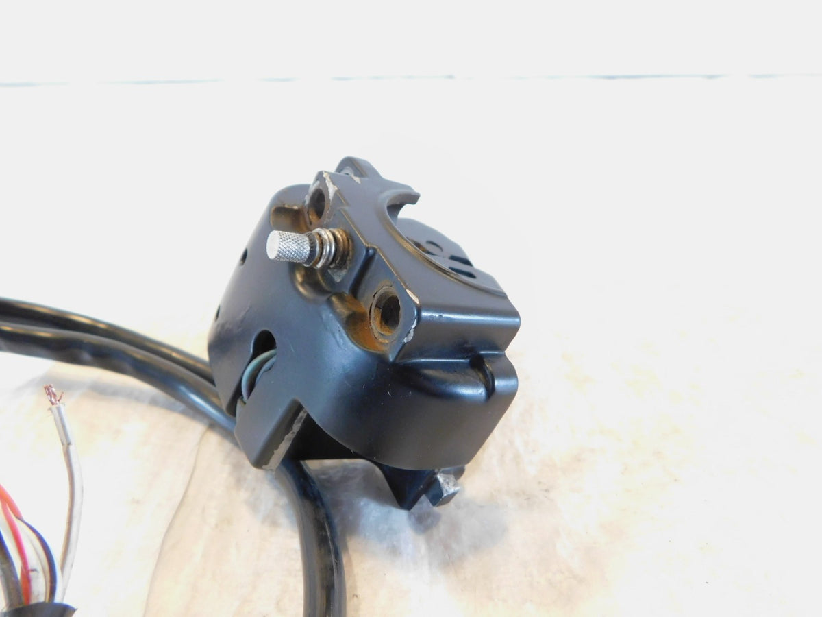 Harley Davidson Dyna Street Bob Fat Bob Right Handlebar Horn Turn Signal Switch - C3 Cycle