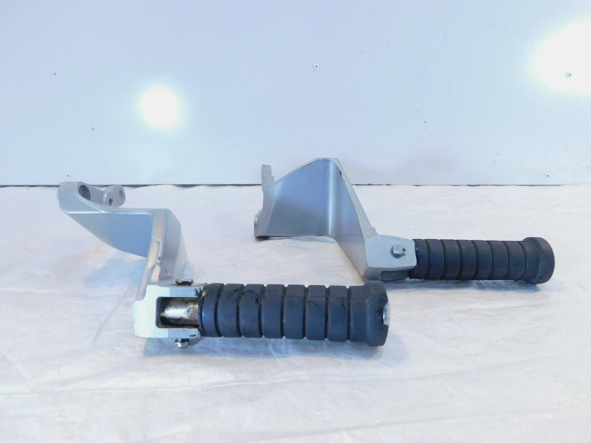 2006-2007 Victory Kingpin & Vegas Left & Right Passenger Footpegs Foot Rest Pegs - C3 Cycle