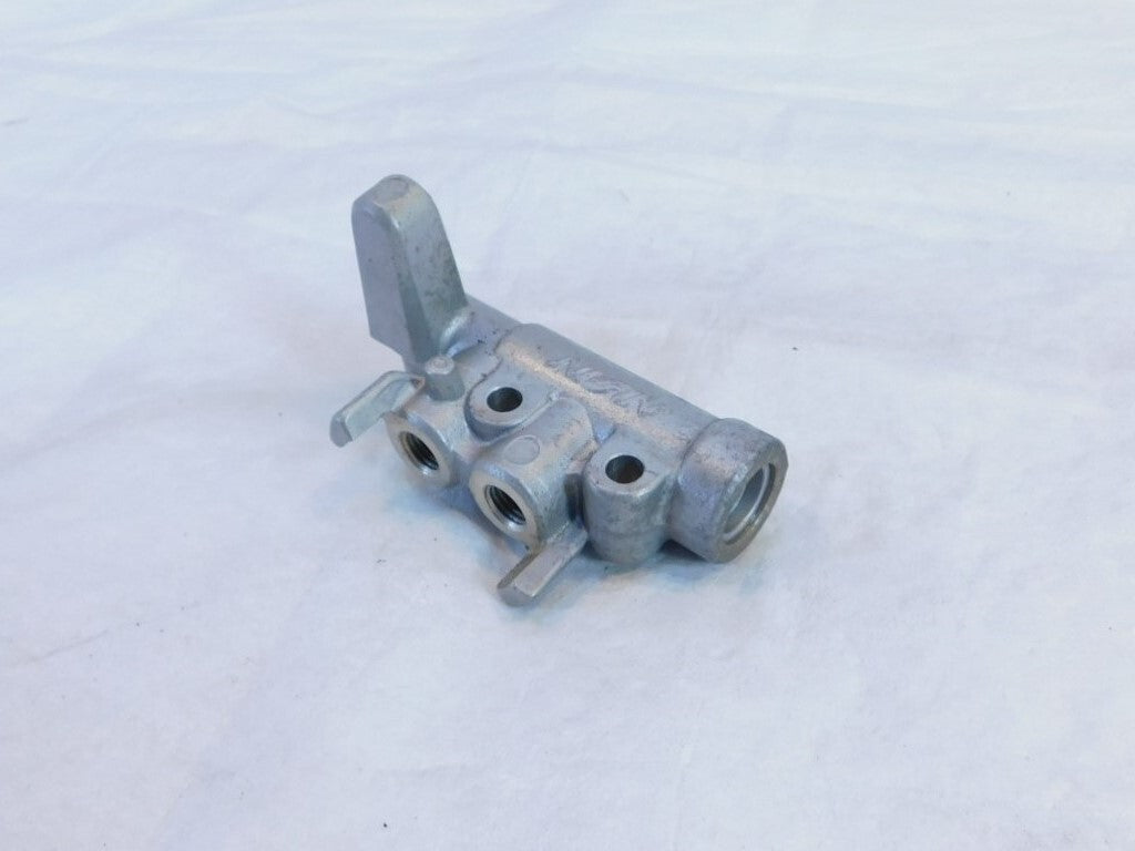 2002-05 Honda FSC600D Silver Wing 600 Rear Brake Hose Line Splitter Delay Valve - C3 Cycle
