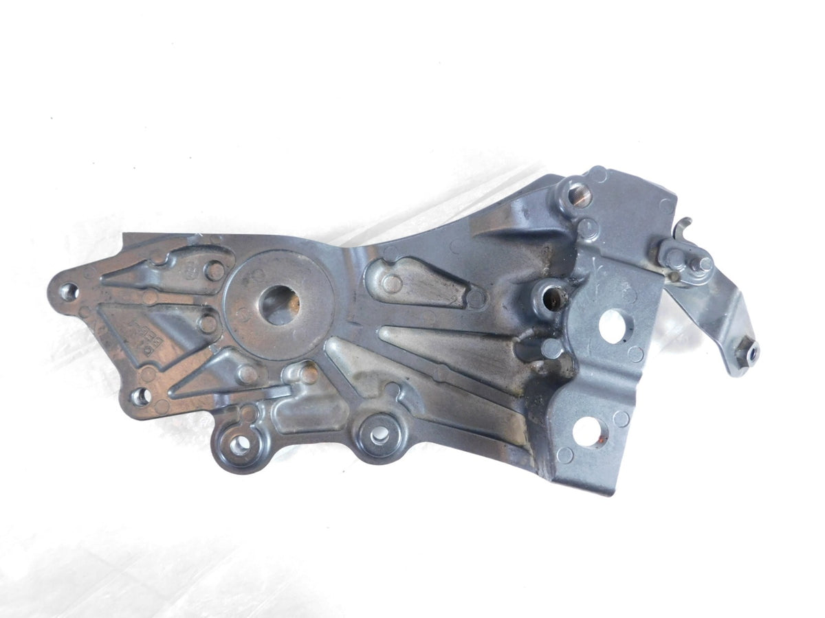 2022-2024 Yamaha YZFR7 YZF-R7 R7 Left Lower Subframe Engine Mount Bracket Plate - C3 Cycle