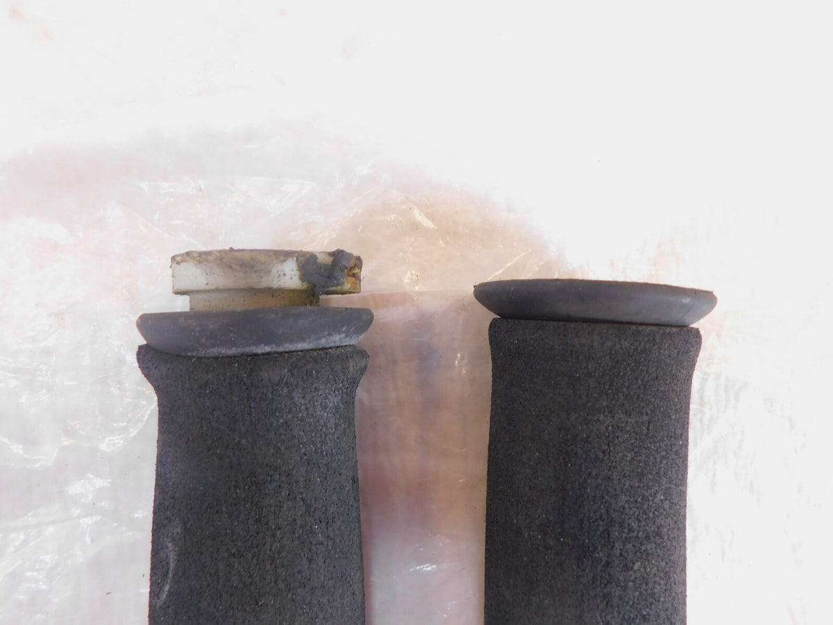 Kawasaki Ninja 250R 250 500 ZX-6 ZX-7 ZX-9 & ZX-11 Right/Left Handlebar Grips - C3 Cycle