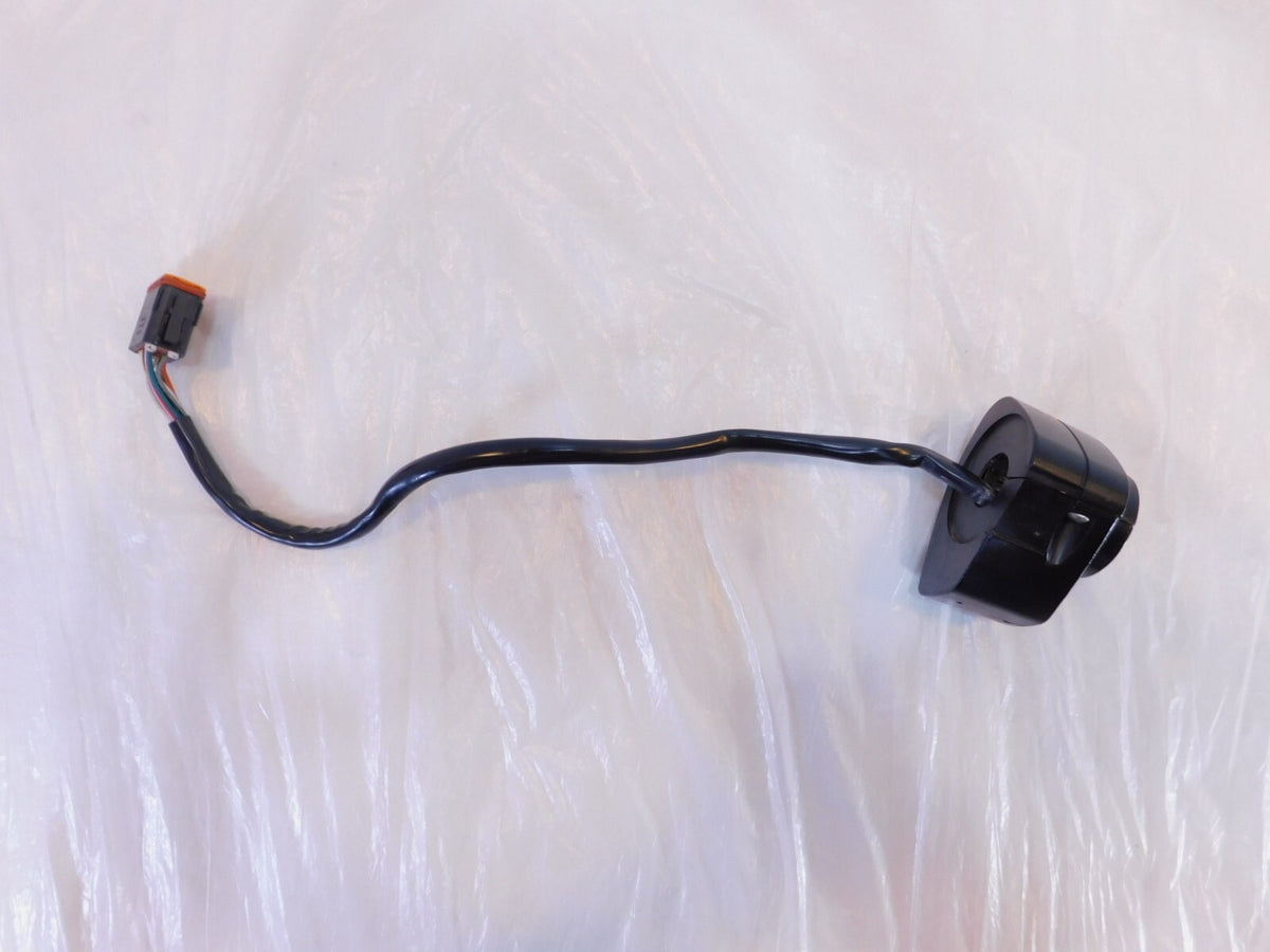 Harley Davidson EVO Electra & Tour Glide High Beam Horn & Radio Left Switches - C3 Cycle