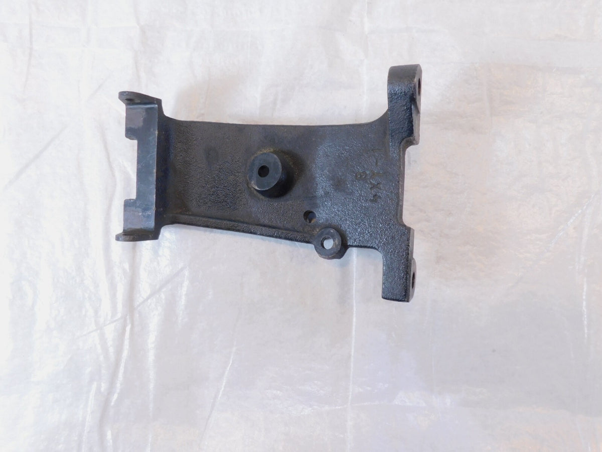 Yamaha Royal Star Tour Deluxe & Venture Front Left Footboard Footrest Bracket - C3 Cycle