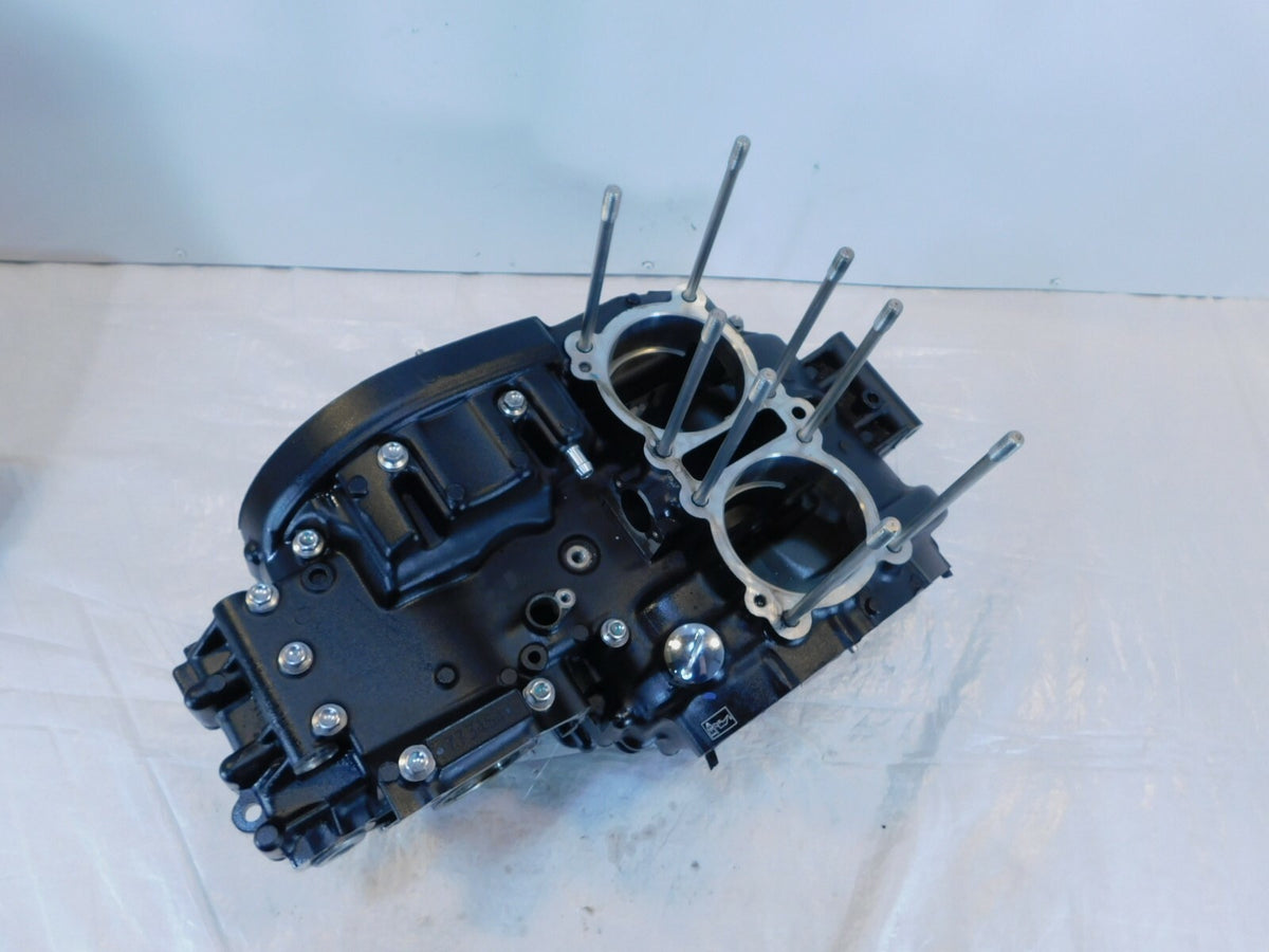 2016 16 Triumph Thruxton 900 Black Engine Motor Block Crankcase Crank Case - C3 Cycle