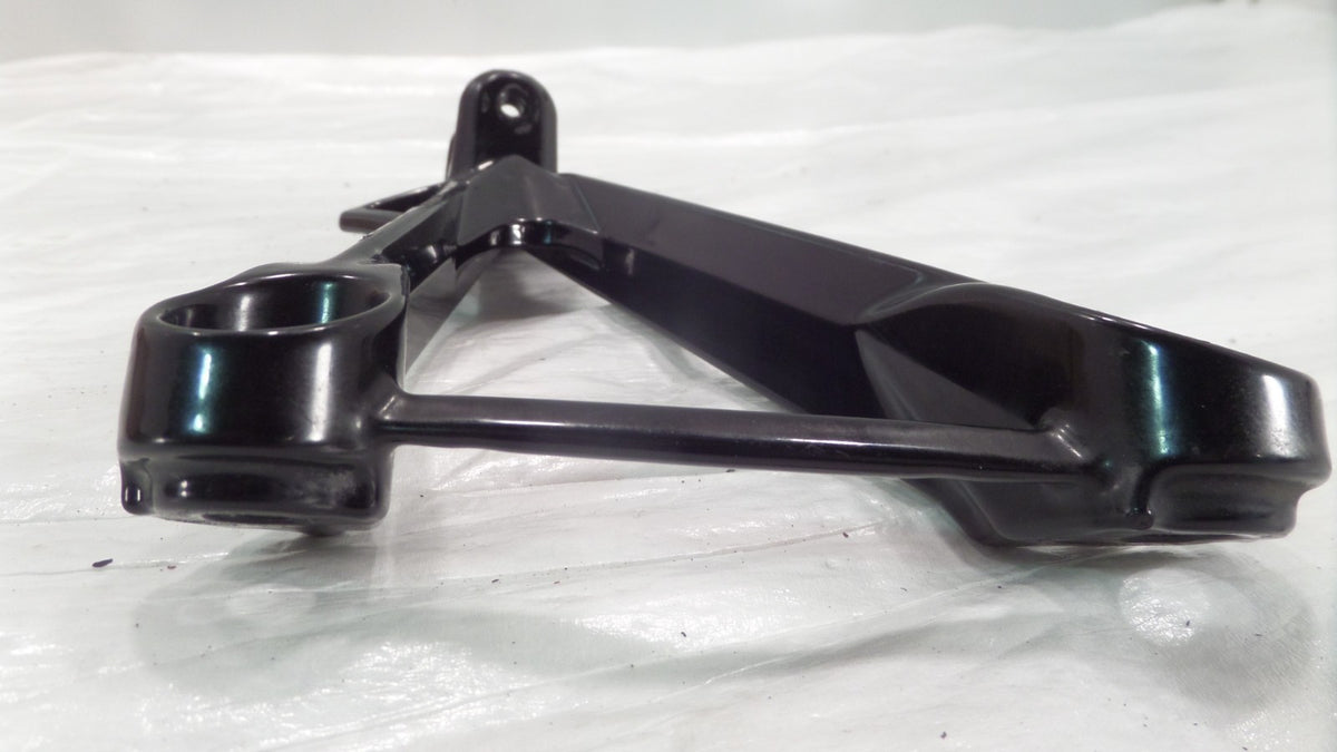 05-08 Kawasaki Ninja ZX-6R ZX-6RR Left Rear Footrest Foot Peg Stay Bracket Mount - C3 Cycle