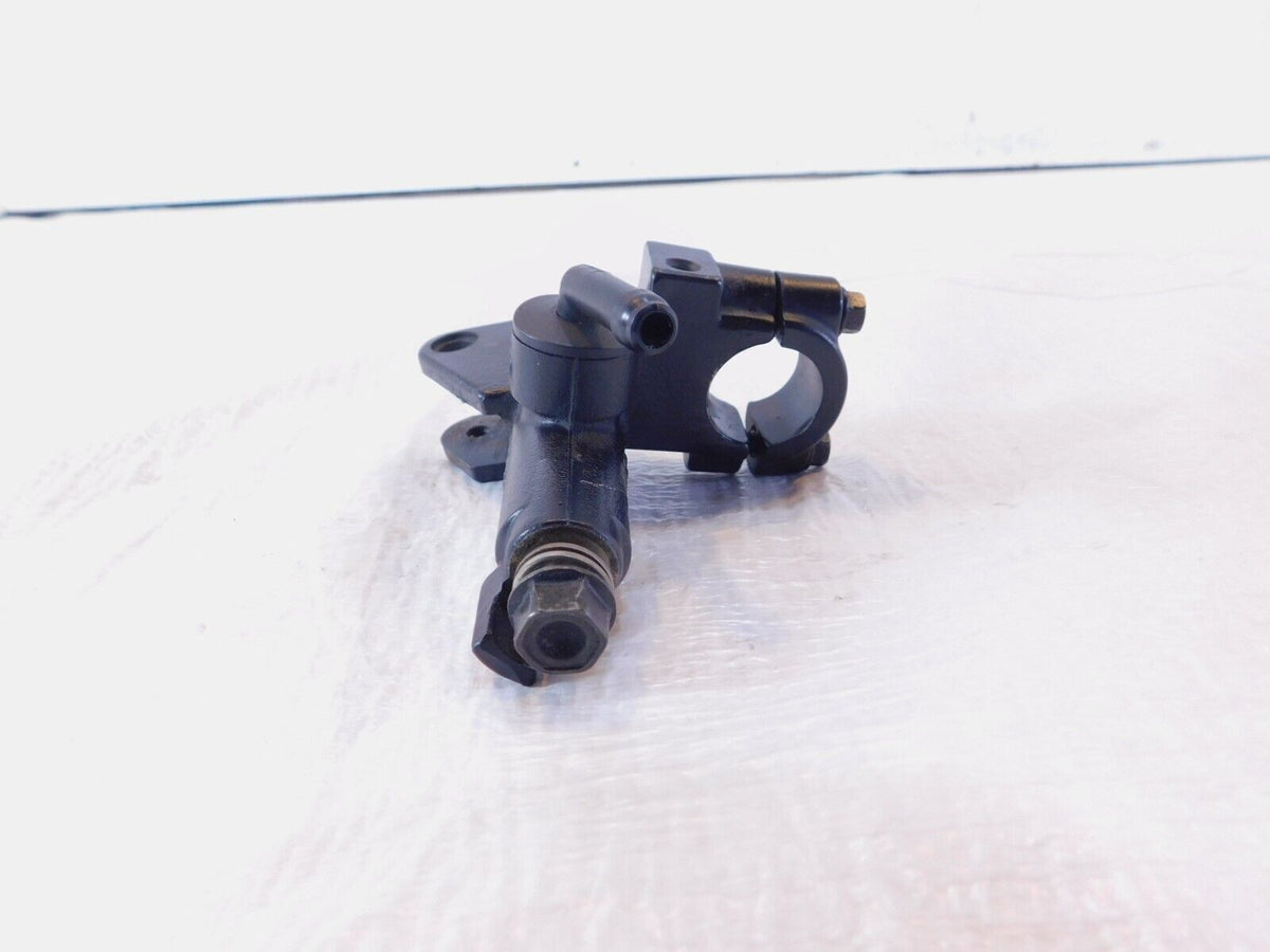 Honda VTR1000F Super Hawk Firestorm VTR1000 Front Right Brake Master Cylinder - C3 Cycle
