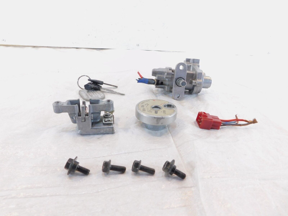 Yamaha YW50 Zuma 50 50F 50FX Gas Fuel Cap Seat & Ignition Switch Lock w/ Key - C3 Cycle
