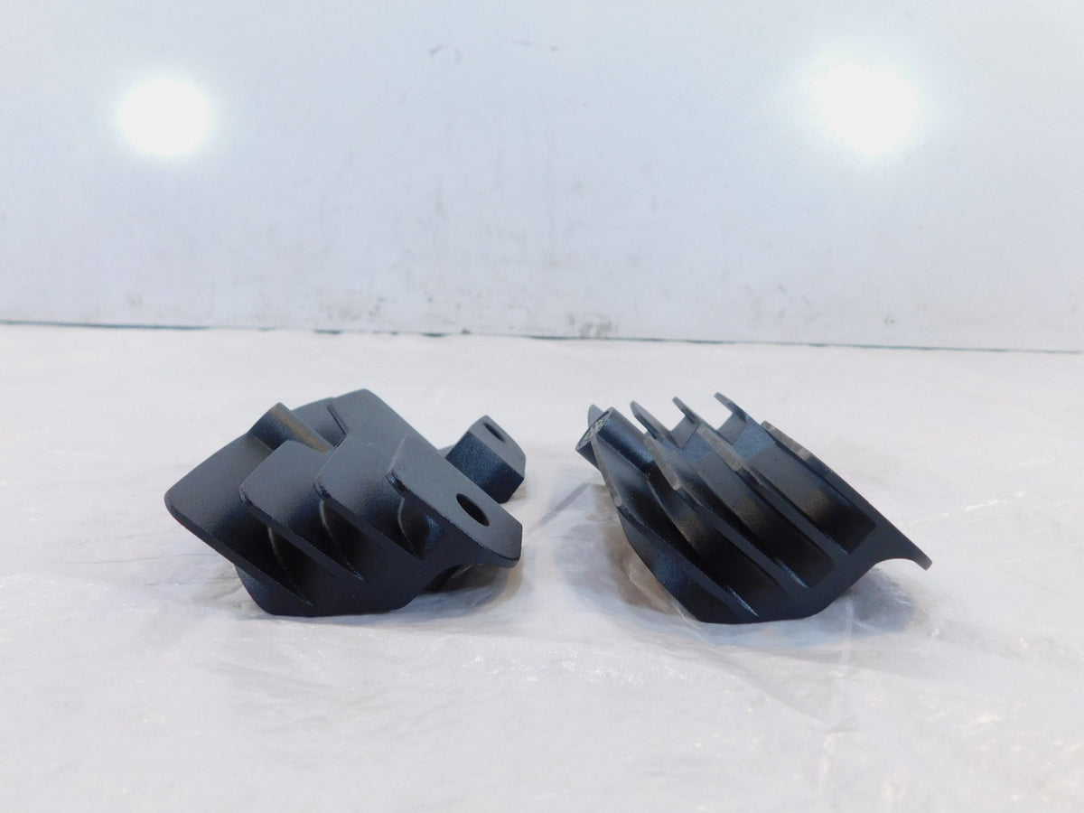 Harley Davidson Finned Headbolt Bridges for EFI Twin Cam 88 Models 43859-00 - C3 Cycle