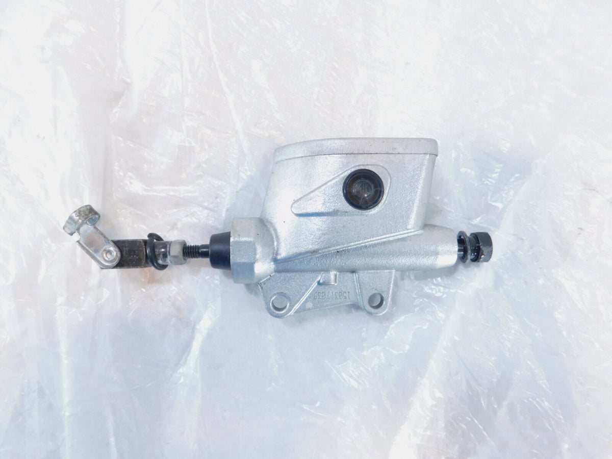 Moto Guzzi Special 750 V7 III & V9 850 Rear Wheel Brake Pump Master Cylinder - C3 Cycle
