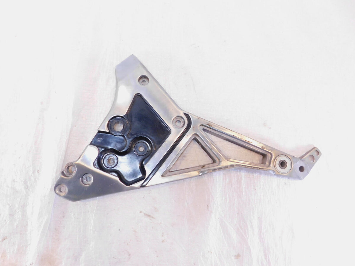 1984-1987 Yamaha FJ1100 FJ1200 Left Front/Rear Footrest Foot Peg Bracket Mount - C3 Cycle
